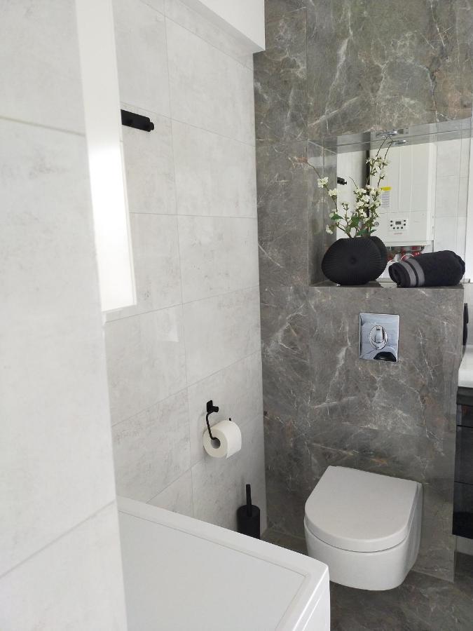 Apartament - Come In Lubiń Eksteriør billede