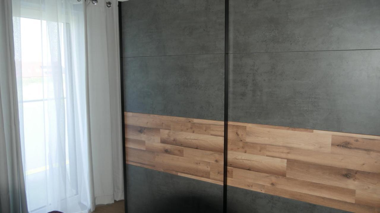Apartament - Come In Lubiń Eksteriør billede